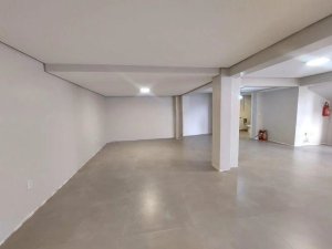 Loja com 90m² no bairro Floresta em Porto Alegre para Alugar