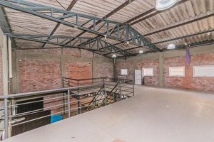 Depósito com 440m² no bairro Navegantes em Porto Alegre para Alugar