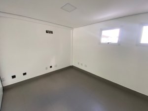 Loja com 48m² no bairro Mont Serrat em Porto Alegre para Alugar