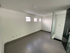 Loja com 48m² no bairro Mont Serrat em Porto Alegre para Alugar