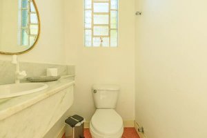 Casa comercial com 200m² no bairro Petrópolis em Porto Alegre para Alugar