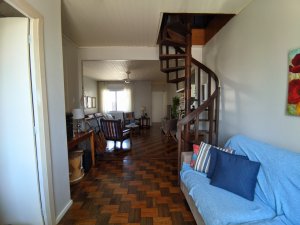 Casa com 120m², 3 dormitórios no bairro São Geraldo em Porto Alegre para Alugar