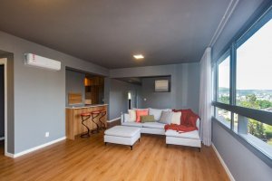 Apartamento com 98m², 2 dormitórios no bairro Petrópolis em Porto Alegre para Alugar