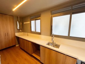 Apartamento com 98m², 2 dormitórios no bairro Petrópolis em Porto Alegre para Alugar