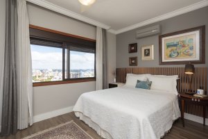 Apartamento com 220m², 3 dormitórios no bairro São João em Porto Alegre para Alugar