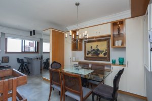 Apartamento com 220m², 3 dormitórios no bairro São João em Porto Alegre para Alugar