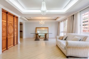 Apartamento com 224m², 3 dormitórios no bairro Mont Serrat em Porto Alegre para Alugar