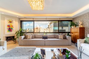 Apartamento com 150m², 3 dormitórios no bairro Petrópolis em Porto Alegre para Alugar