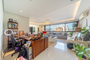 Apartamento com 150m², 3 dormitórios no bairro Petrópolis em Porto Alegre para Alugar