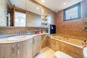 Apartamento com 150m², 3 dormitórios no bairro Petrópolis em Porto Alegre para Alugar