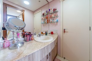 Apartamento com 150m², 3 dormitórios no bairro Petrópolis em Porto Alegre para Alugar