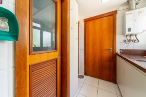 Apartamento com 150m², 3 dormitórios no bairro Petrópolis em Porto Alegre para Alugar