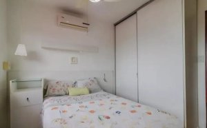 Casa com 330m², 3 dormitórios no bairro Medianeira em Porto Alegre para Alugar