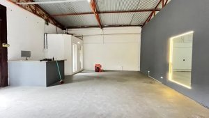 Depósito com 230m² no bairro Jardim Botânico em Porto Alegre para Alugar