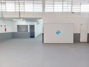 Depósito com 500m² no bairro Partenon em Porto Alegre para Alugar