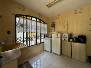 Casa com 311m², 3 dormitórios no bairro Tristeza em Porto Alegre para Alugar