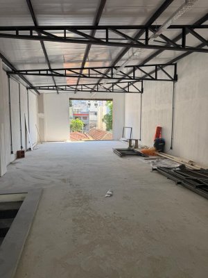 Loja com 250m² no bairro Auxiliadora em Porto Alegre para Alugar