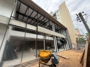 Loja com 430m² no bairro Auxiliadora em Porto Alegre para Alugar