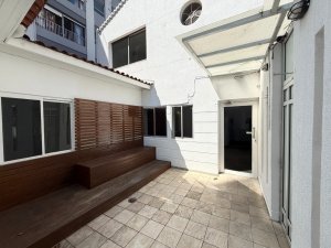 Casa comercial com 460m² no bairro Auxiliadora em Porto Alegre para Alugar