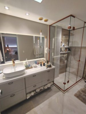 Apartamento com 120m², 2 dormitórios no bairro Bom Fim em Porto Alegre para Alugar