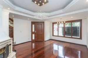 Casa com 356m², 4 dormitórios no bairro Ipanema em Porto Alegre para Alugar