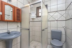 Casa com 356m², 4 dormitórios no bairro Ipanema em Porto Alegre para Alugar