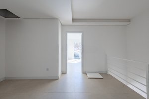 Casa com 195m², 3 dormitórios no bairro Jardim Europa em Porto Alegre para Alugar