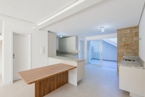 Casa com 195m², 3 dormitórios no bairro Jardim Europa em Porto Alegre para Alugar