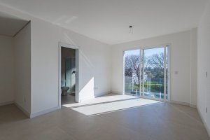 Casa com 195m², 3 dormitórios no bairro Jardim Europa em Porto Alegre para Alugar