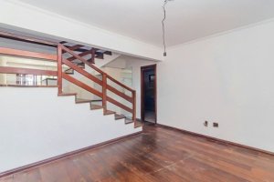 Casa com 168m², 2 dormitórios no bairro Sarandi em Porto Alegre para Alugar