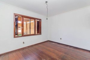 Casa com 168m², 2 dormitórios no bairro Sarandi em Porto Alegre para Alugar