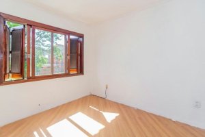 Casa com 168m², 2 dormitórios no bairro Sarandi em Porto Alegre para Alugar