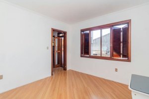 Casa com 168m², 2 dormitórios no bairro Sarandi em Porto Alegre para Alugar