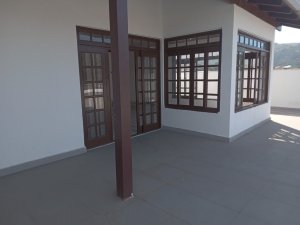 Apartamento com 175m², 3 dormitórios no bairro Cavalhada em Porto Alegre para Alugar