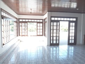 Apartamento com 175m², 3 dormitórios no bairro Cavalhada em Porto Alegre para Alugar