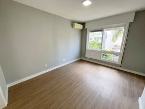 Apartamento com 98m², 3 dormitórios no bairro Petrópolis em Porto Alegre para Alugar
