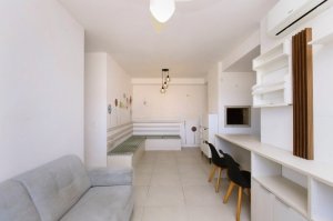 Apartamento com 67m², 3 dormitórios no bairro Teresópolis em Porto Alegre para Alugar