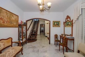 Casa com 173m², 4 dormitórios no bairro Santa Cecília em Porto Alegre para Alugar