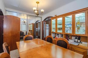 Casa com 173m², 4 dormitórios no bairro Santa Cecília em Porto Alegre para Alugar