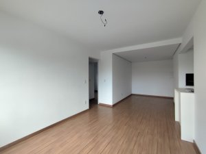 Apartamento com 63m², 2 dormitórios no bairro Passo da Areia em Porto Alegre para Alugar