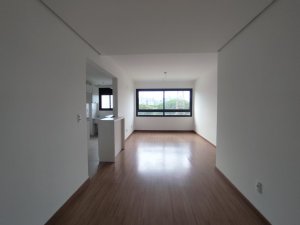 Apartamento com 63m², 3 dormitórios no bairro Passo da Areia em Porto Alegre para Alugar