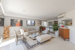 Cobertura com 250m², 3 dormitórios no bairro Petrópolis em Porto Alegre para Alugar