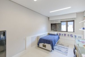 Cobertura com 250m², 3 dormitórios no bairro Petrópolis em Porto Alegre para Alugar