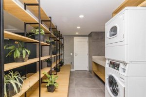 Apartamento com 45m², 1 dormitório no bairro Azenha em Porto Alegre para Alugar