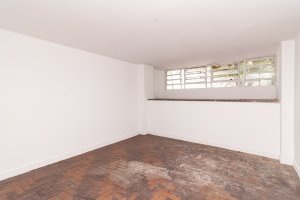 Loja com 320m² no bairro São João em Porto Alegre para Alugar