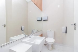 Loja com 320m² no bairro Rio Branco em Porto Alegre para Alugar