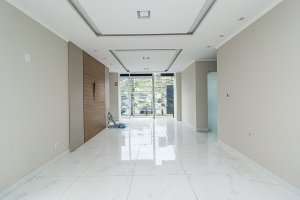 Loja com 320m² no bairro Rio Branco em Porto Alegre para Alugar