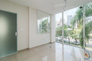 Loja com 320m² no bairro Rio Branco em Porto Alegre para Alugar