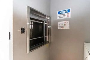 Loja com 405m² no bairro Auxiliadora em Porto Alegre para Alugar