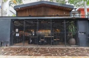 Loja com 405m² no bairro Auxiliadora em Porto Alegre para Alugar